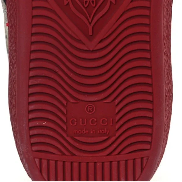 Gucci "New Ace" low-top sneaker in GG supreme canvas - Picture 7 of 12